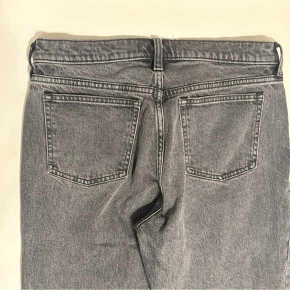 Abercrombie & Fitch Women's
Mid Rise 90s Straight Jean Grey - Picture 3 of 12